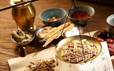 非萎缩性胃炎（浅表性胃炎）伴胆汁反流医案